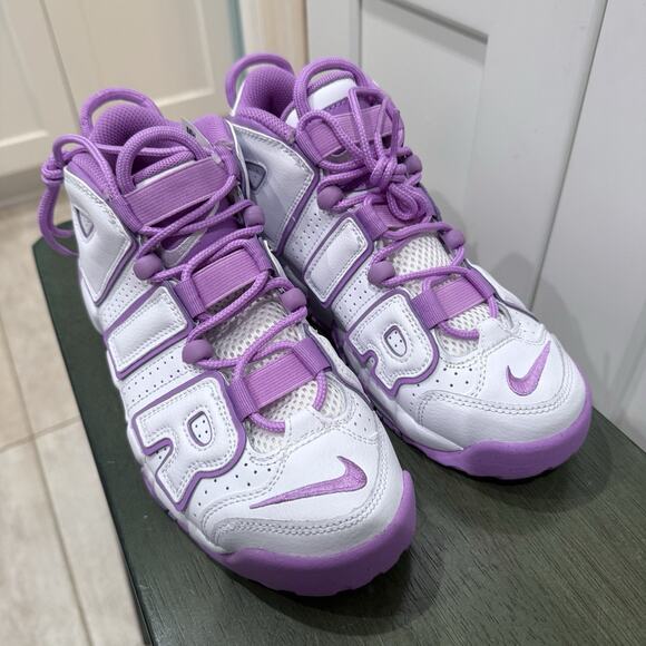New Nike Air More Uptempo Grade School Purple Size 4.5Y FN6976 100 - Picture 3 of 5